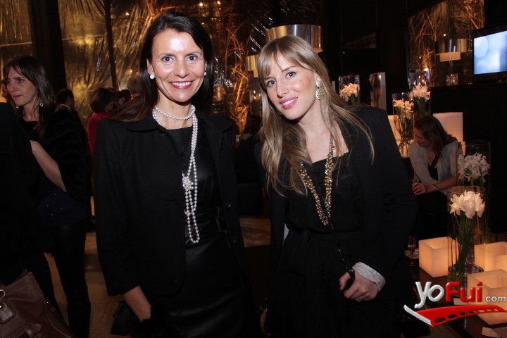 Victoria Mujica, Francisca Zambrano