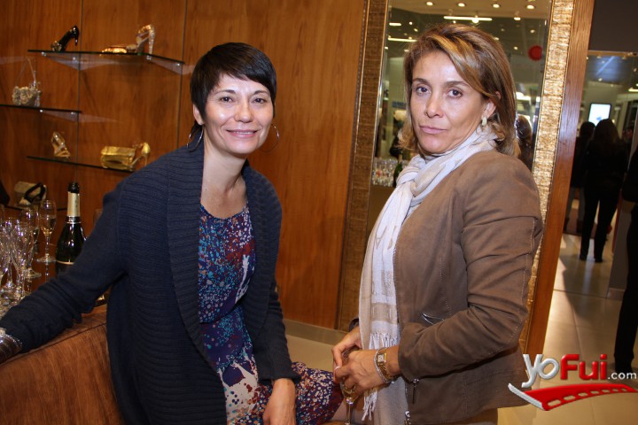 Lorena Valenzuela, Katia hernandez