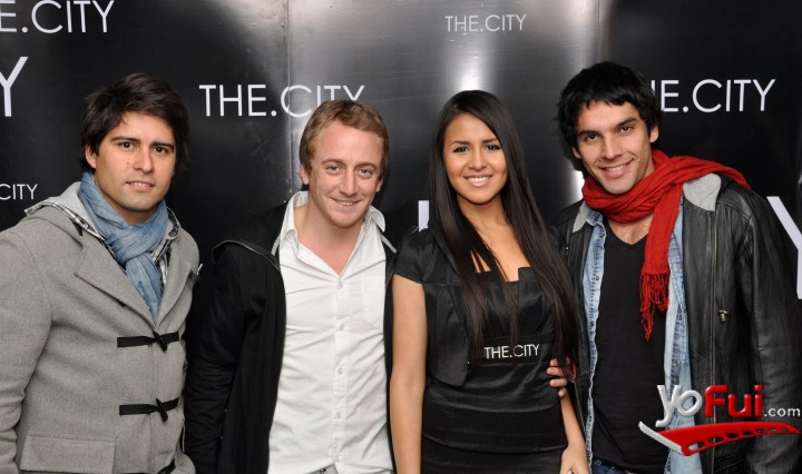 Sebastian Gehrkue, Gassy Sukny, Anfitriona, Nicolás Rojas