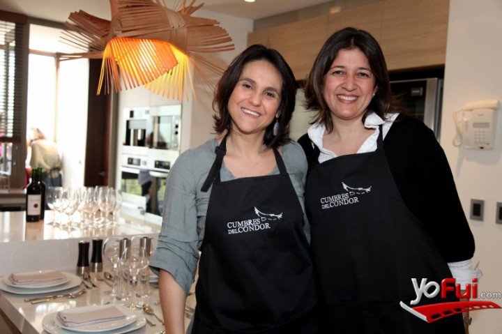 Leyla Ybarra, Maria Luisa Waak