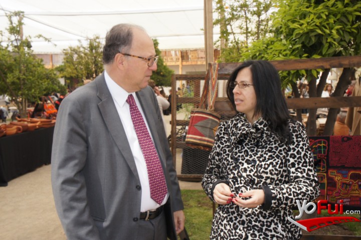 Santiago Figueroa, Embajador de Colombia, Liz Adriana Fetiva, artesana