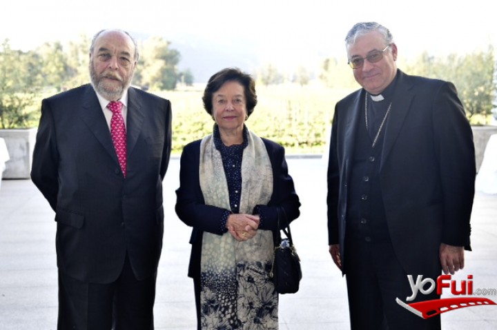 Juan Agustín Figueroa, Maria Luisa Vial de Claro, Monseñor Juan Ignacio Gonzalez