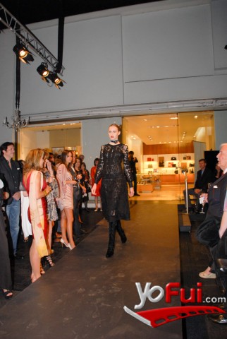 Fotografía en Desfile Ferragamo, el primero de Chile y de Latinoamérica., Boutique Salvatore Ferragamo