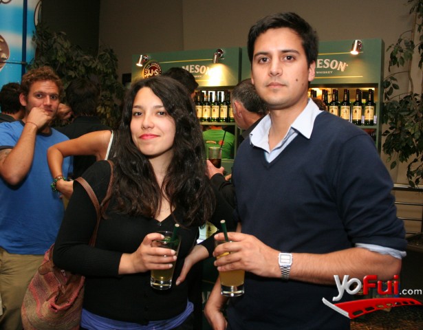 Joy Penroz, Carlos Lizama
