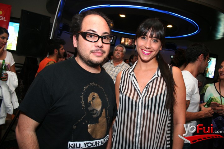 Nicolás López, Amparo Hernández