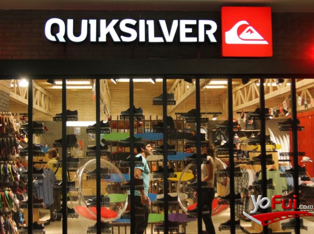 Fotografía en Inauguración Quiksilver en Alto Las Condes, Tienda Quiksilver