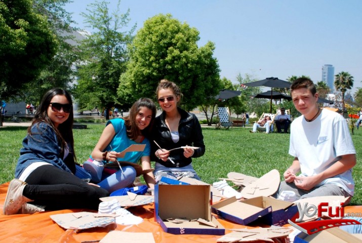 Loreto Vega, Valentina Alfaro, Karla Fischer, Tomás Rodríguez (todos del Antártica Chilena)