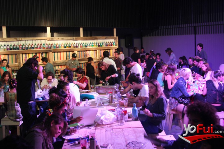 Fotografía en Intervención botellas de Absolut Vodka, Cite, Barrio Italia