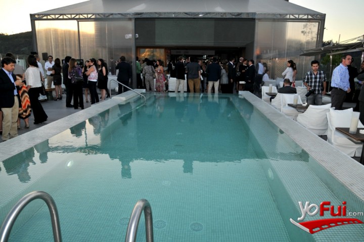 Asistentes aniversario Grupo Transearch   Mandomedio en terraza del Hotel Noi
