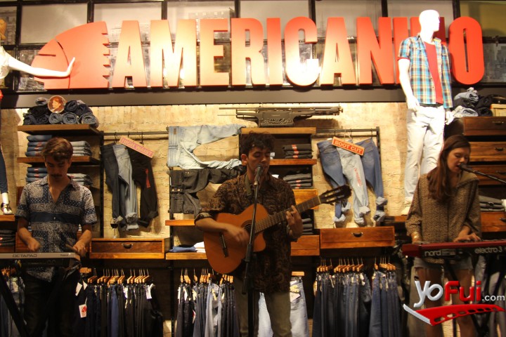 Fotografía en Inauguración Americanino en Mall Alto Las Condes, Tienda Americanino