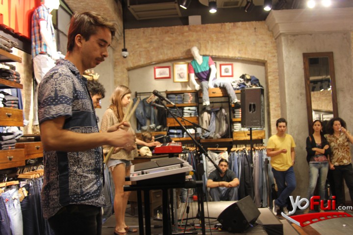 Fotografía en Inauguración Americanino en Mall Alto Las Condes, Tienda Americanino