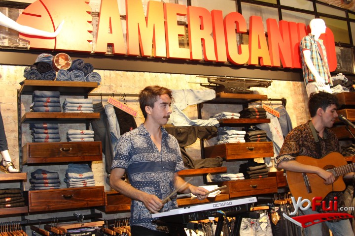 Fotografía en Inauguración Americanino en Mall Alto Las Condes, Tienda Americanino