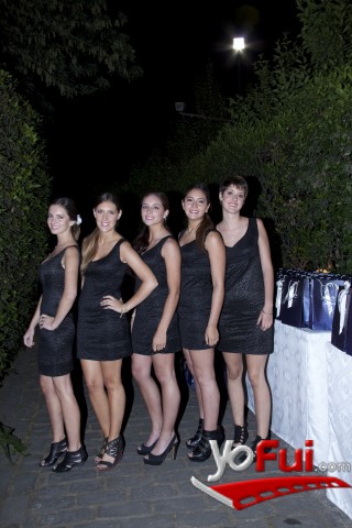 Anfitrionas