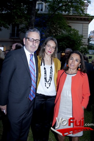 Zigor Uzcanga, Denise Humphreys, Verónica Besnier