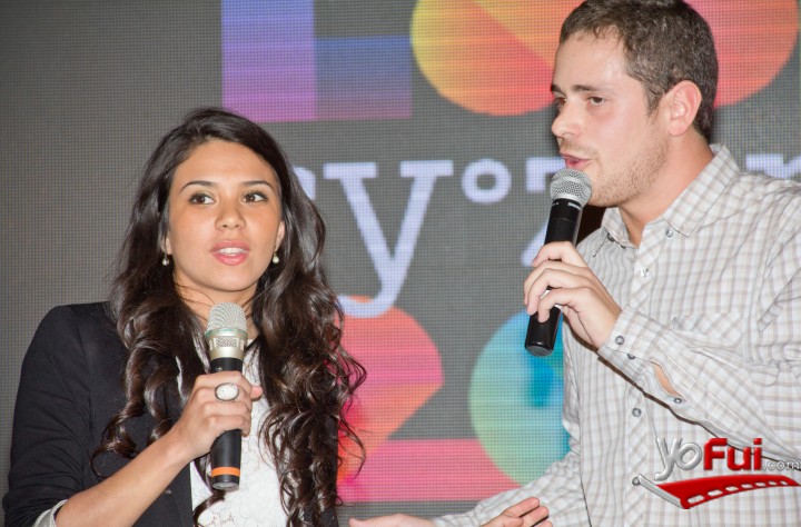 Andrea Sanhueza, Carlos Oliva