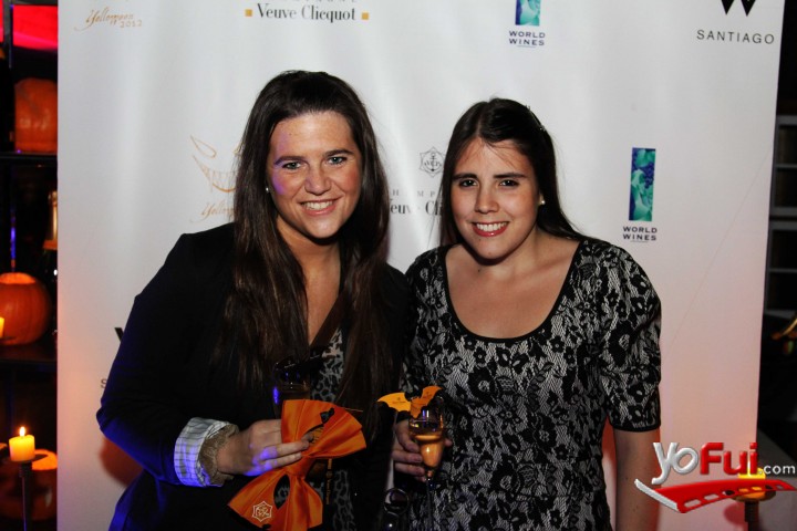 Francisca Flores, Isabel Schroeder