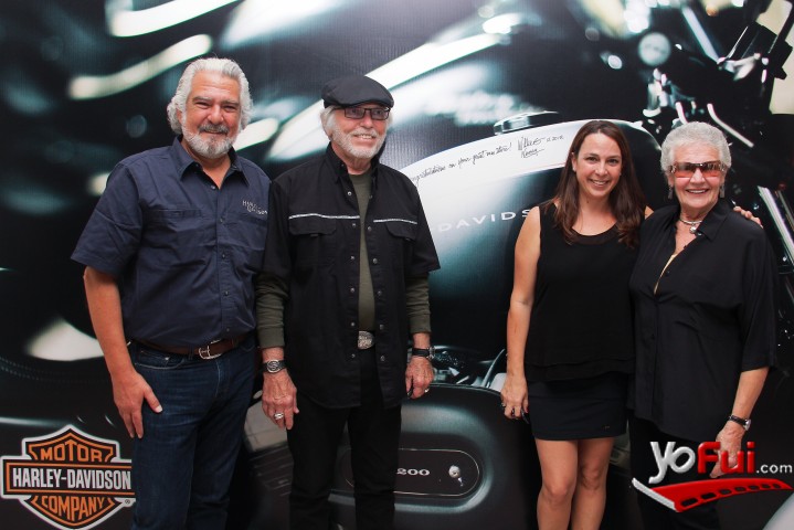 Juan Gabba (Propietario de H-D Santiago), Willie G. Davidson, Silvina Ortiz de Rozas (Propietaria de H-D Santiago), Nancy Davidson
