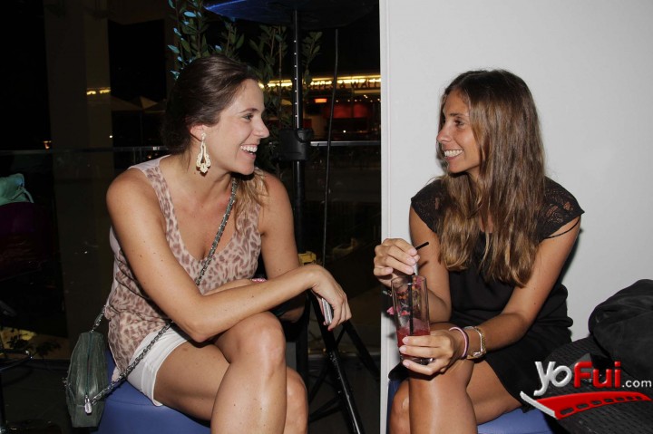 Victoria Frías en Perfect Sunset By Grey Goose en Artaban