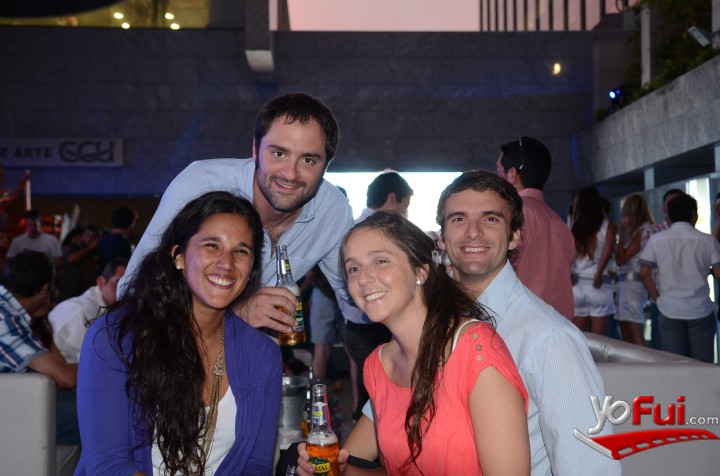 Fotografía en Tardes Light de Cerveza Cristal Light, Sala de Arte del Edificio de la CCU