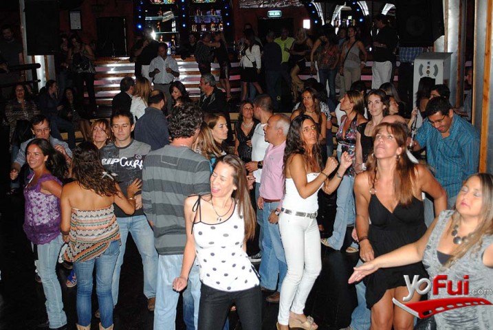 Fotografía en Sesión Sunset 80 & 90 s, Club Eve