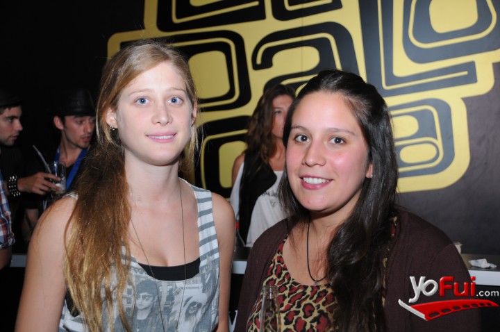 Karen Budnik, Javiera Andiago