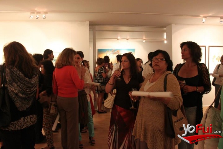 Inauguración Extraños en el Paraíso, Oscar Barra en Galería Blanc
