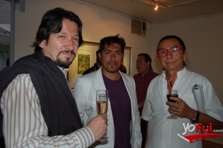 Marco Farias en Exposición "Extraños en el Paraíso"