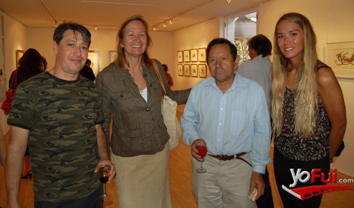 Catalina Pérez en Exposición "Extraños en el Paraíso"