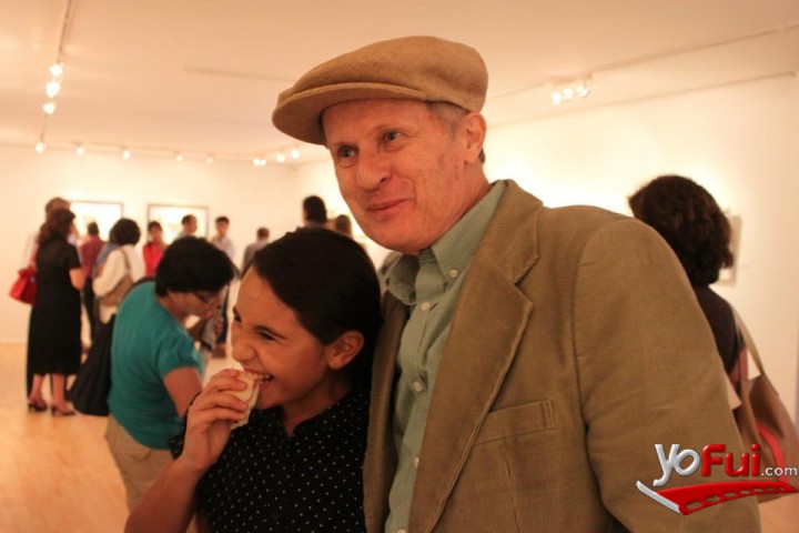 Antonia Palestro, Lukas Yaksic