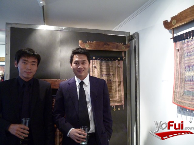 Hieu Tran secretario de la embajada de Viet Nam, Minh Nguyen Hanh, secretario de la embajada de Viet Nam