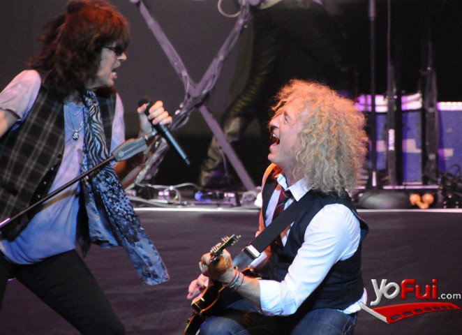 Fotografía en Concierto de  FOREIGNER, Teatro Caupolicán