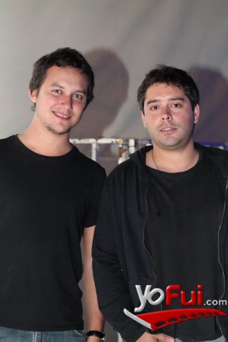 Danilo Gvic, Carlos de Urresti