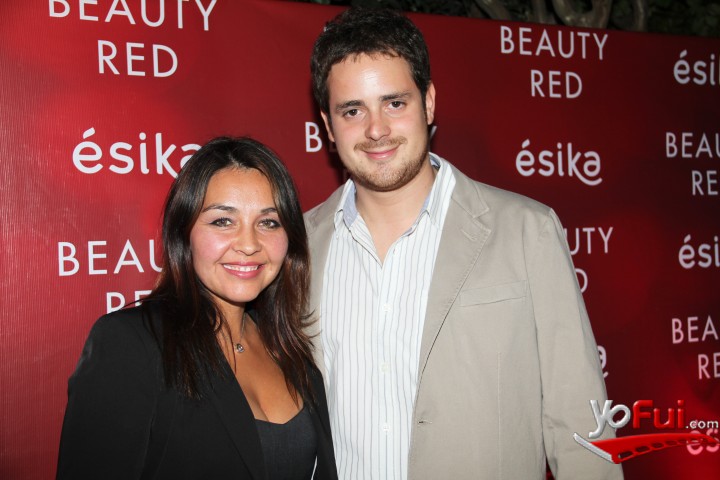 Denisse Malebrán en Lanzamiento del perfume Beauty Red de Esika