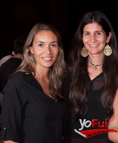 Carolina Rosende en Estreno de Maldito Disney
