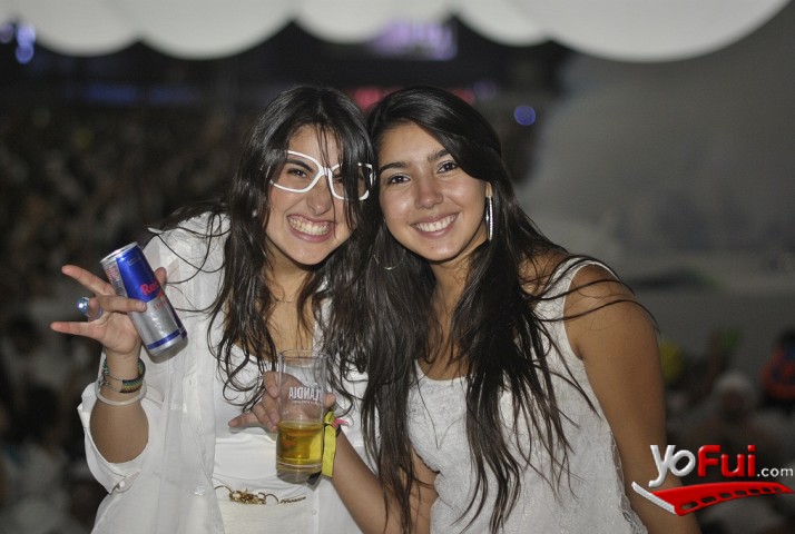 Verónica Ecclefield, Andrea Amaro