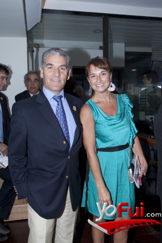 Antonio Iturrate, Fernanda Herreros