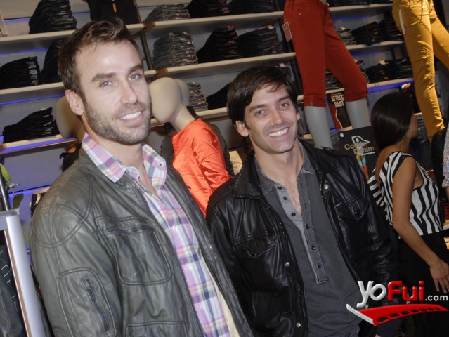 Rodrigo Bauzá en Inauguración tienda G-Star Raw en Parque Arauco