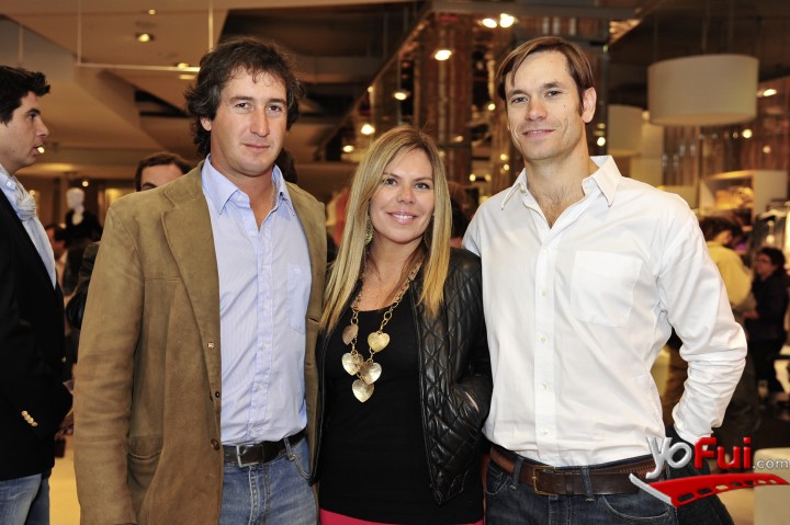 Juan Sánchez en Cecilia Bolocco lanza undécima colección Apology para Falabella