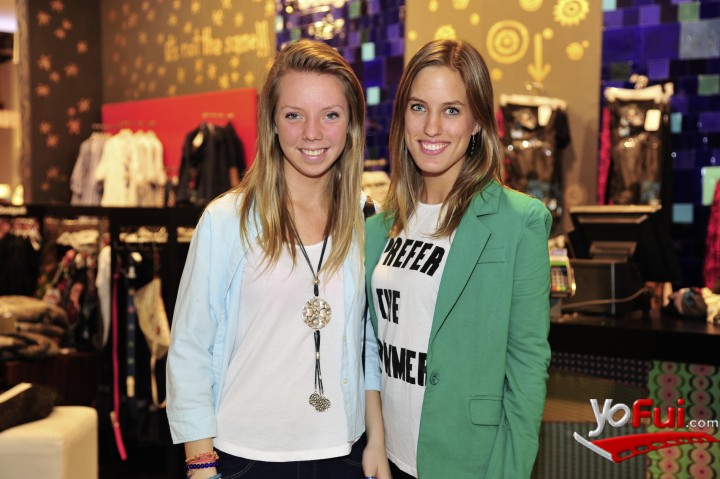 Francisca Walter en Cecilia Bolocco lanza undécima colección Apology para Falabella