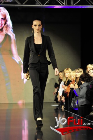 Desfile Cecilia Bolocco