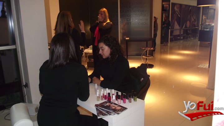 Fotografía en Noche Avon, Sales Center de Avon