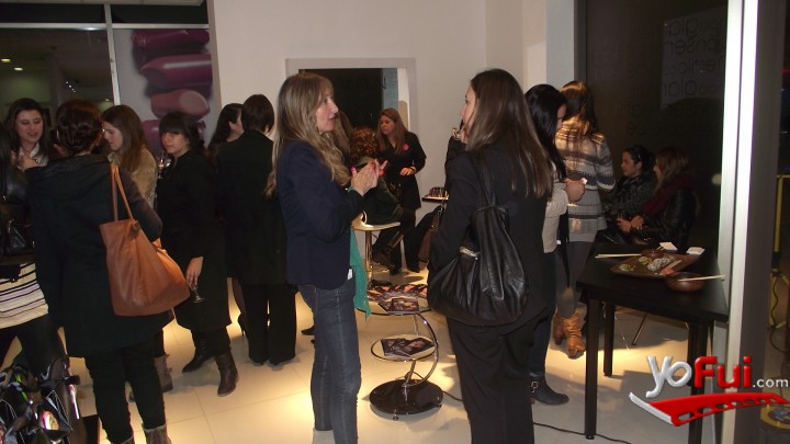 Fotografía en Noche Avon, Sales Center de Avon