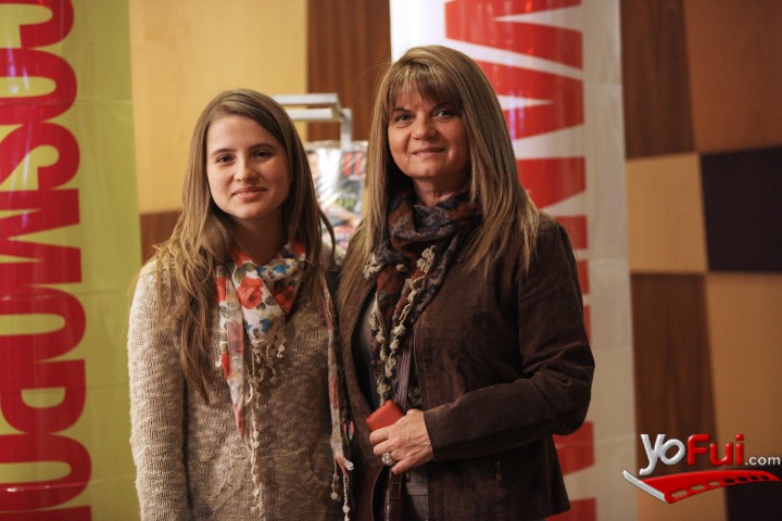 Pamela Olavarría, Elisa Veliz