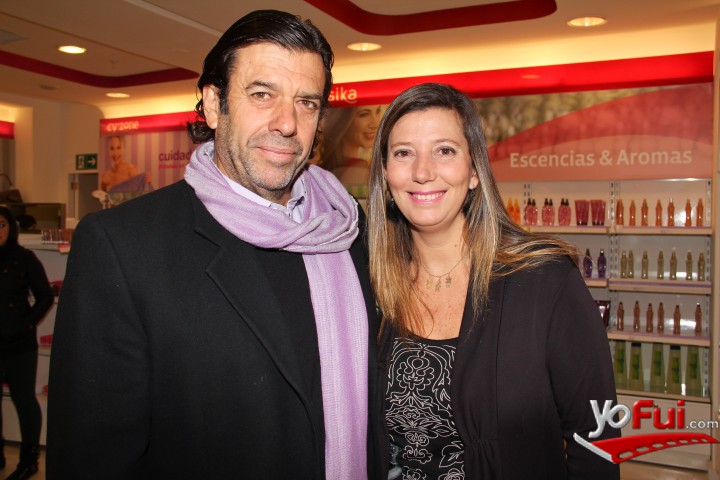 José Miguel Florez-Estrada, Lisa Weinreich