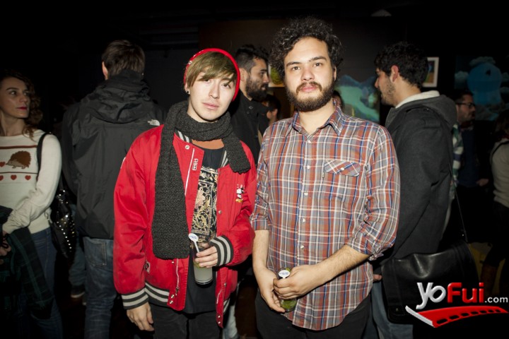 Víctor Almendra, Conrado Soto