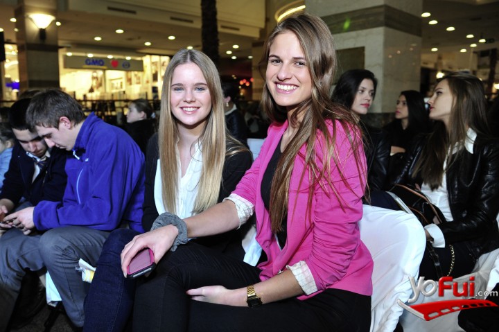 María Ignacia Moll, Elisa Moreno