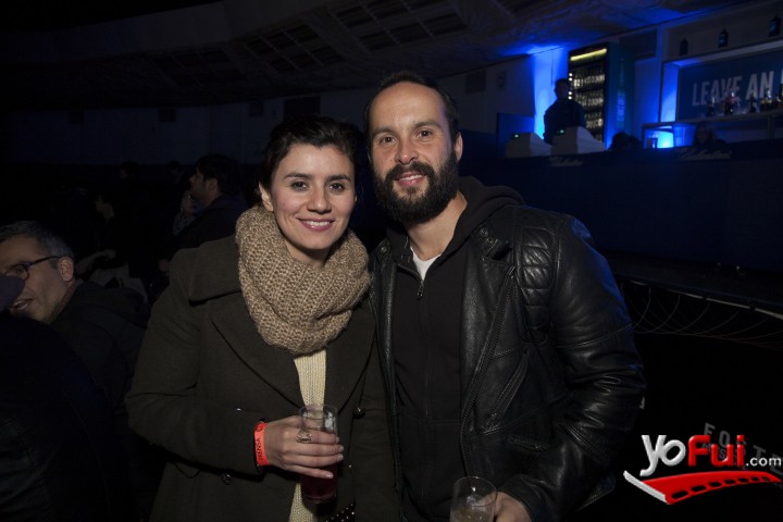 Felipe Ramos en Midnight Juggernauts en La Cúpula