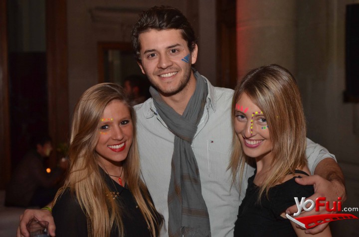 Nicole Schlesinger en SMIRNOFF revoluciona las noches de Santiago...