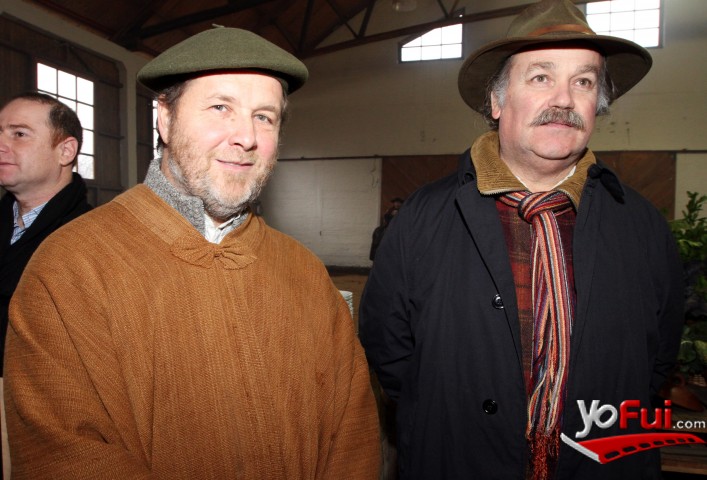 Felipe De Toro, Armando Correa