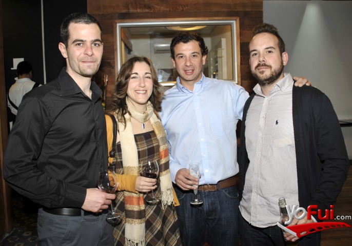 Alejandro en Inauguración de  La Sanguchería